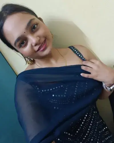 Call Girl Service in Mandrem